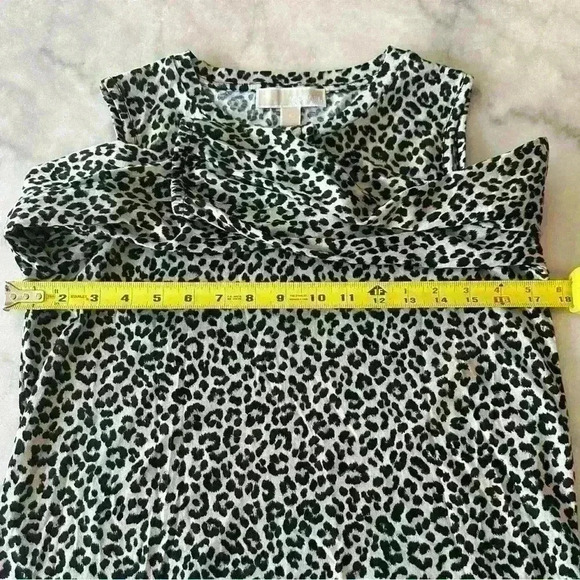 Michael Kors Open Shoulder Top - Picture 7 of 14